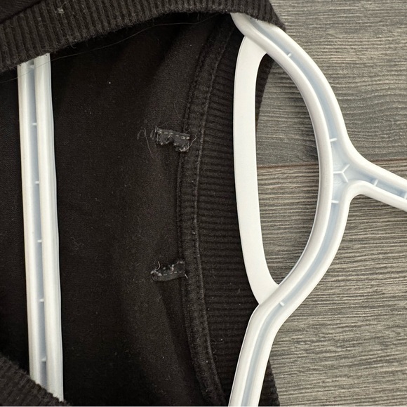 Black Crop Lightweight Sweater - Picture 3 of 3